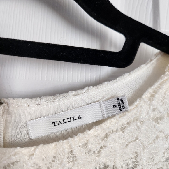 Aritzia Talula Belgravia Dress size 2 - Picture 2 of 3